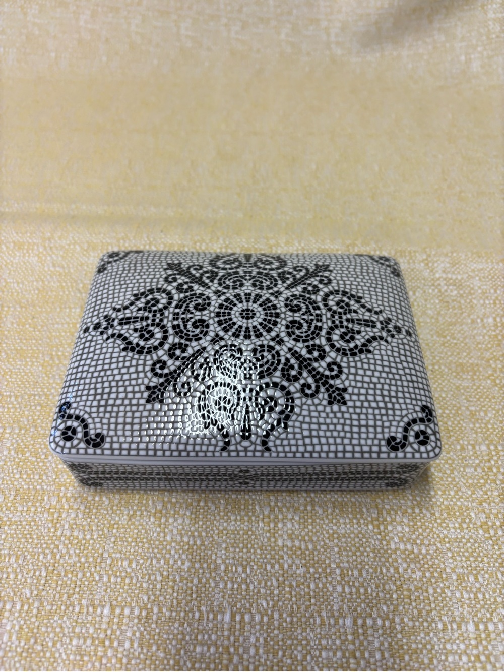 Vista Alegre Black and White Mosaic Porcelain Box - Picture 2 of 10